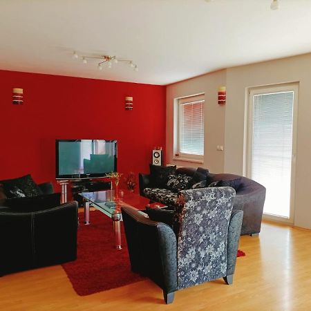 Modrica Villa 2 Etagen Mit Grossen Garten מראה חיצוני תמונה