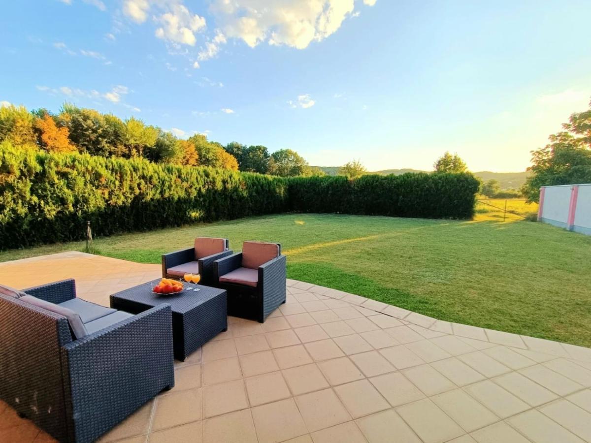 Modrica Villa 2 Etagen Mit Grossen Garten מראה חיצוני תמונה