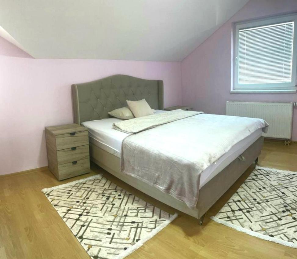 Modrica Villa 2 Etagen Mit Grossen Garten מראה חיצוני תמונה